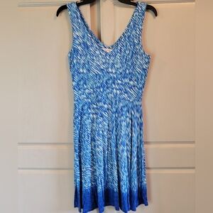 Athleta Blue White V-neck Sleeveless Dress